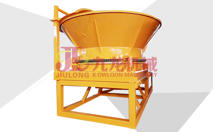 旋轉(zhuǎn)式樹(shù)墩破碎機(jī)