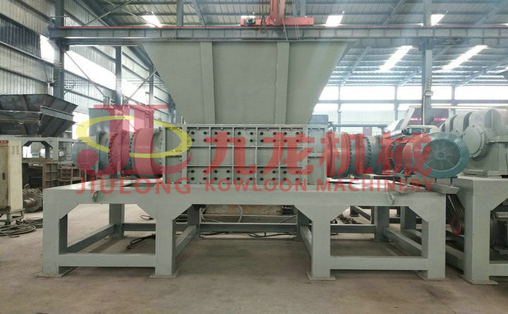 廢舊金屬破碎機(jī)